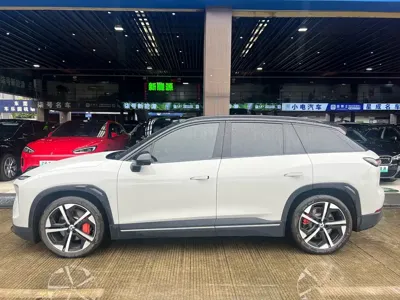 Nio ES7