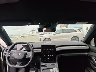 Nio EC7