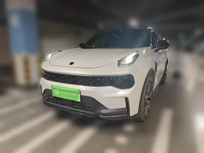 Lynk & Co 01 EM-P