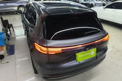 Geely Galaxy Galaxy Xingjian 7 EM-i