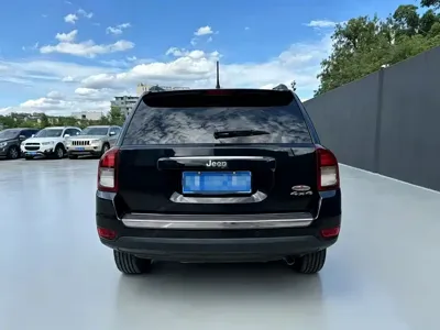Jeep Compass (Import)