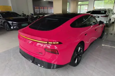 Xpeng P7