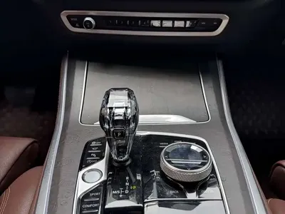 BMW X5 (Import)