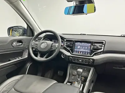 Jeep Grand Commander