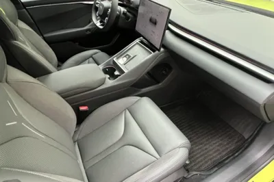 Xpeng P7
