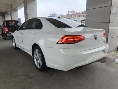 Volkswagen Lamando