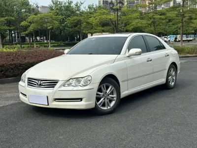 Toyota Reiz