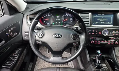 Kia K9