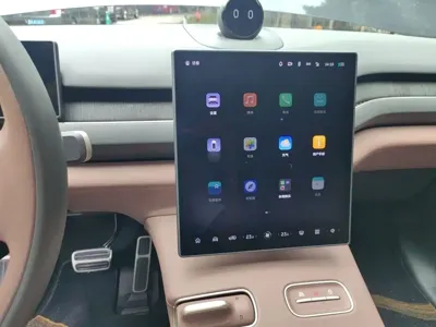 Nio ES8