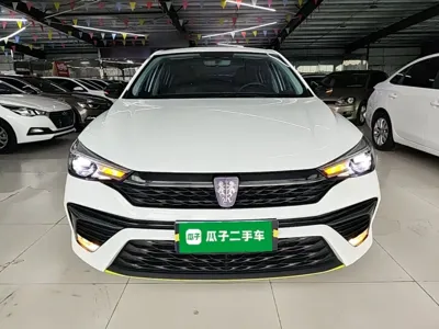 Roewe i5