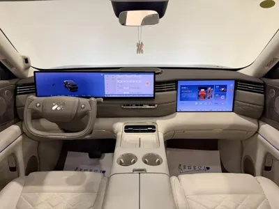 IM 智己LS9