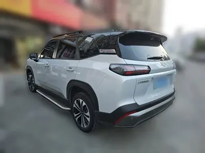 Wuling Xingguang 560