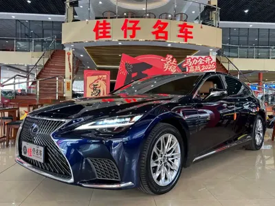 Lexus LS