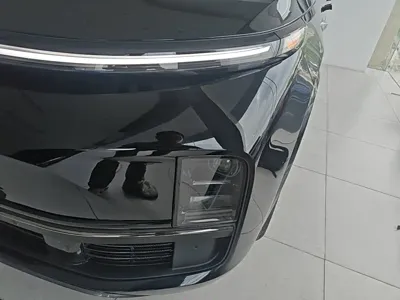 Li Auto Li L8