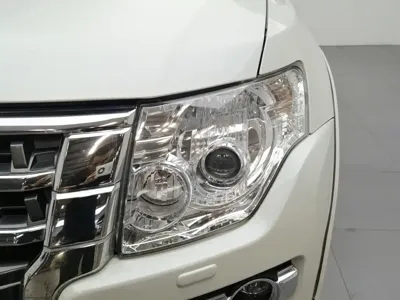 Mitsubishi Pajero (Import)