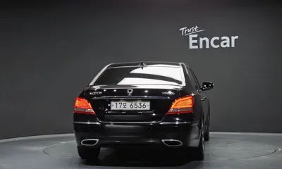 Hyundai Equus