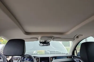Hongqi HS7 PHEV