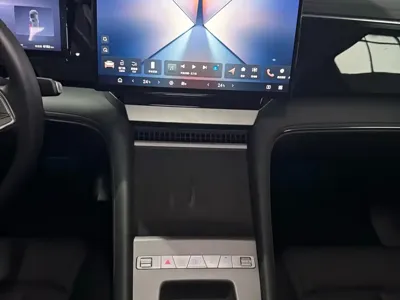 BYD M9