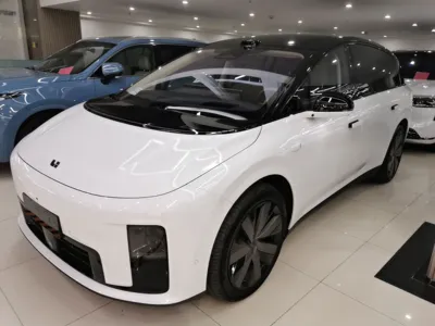 Li Auto Li Auto i8