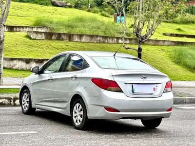Hyundai Verna