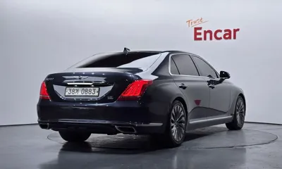 Genesis EQ900