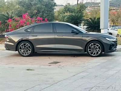 Lincoln Z