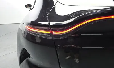 Astonmartin DBX