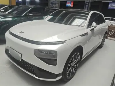 Xpeng G9