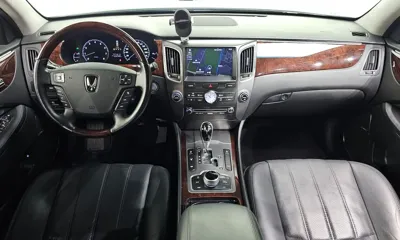 Hyundai Equus