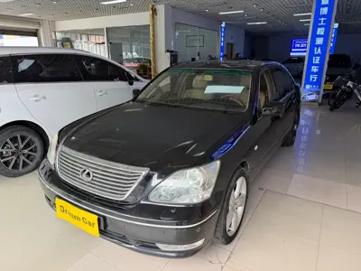 Lexus LS