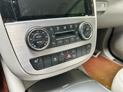 Mercedes-Benz R-Class