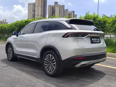 BAIC X7