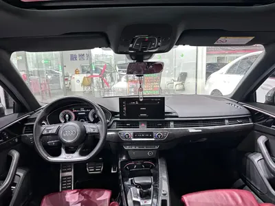 Audi S4
