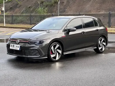 Volkswagen Golf GTI