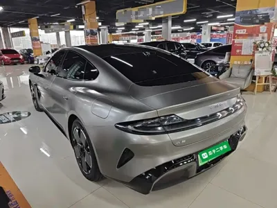 Xiaomi SU7
