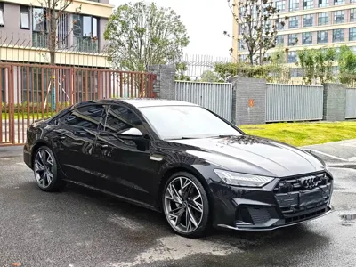 Audi A7L