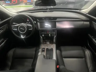 Jaguar XFL