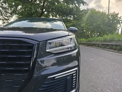 Audi Q2L e-tron
