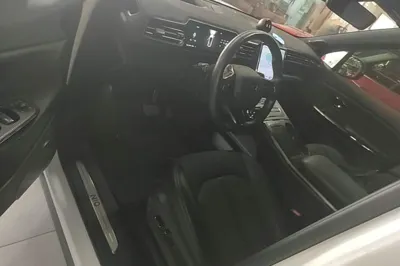 Nio EC6