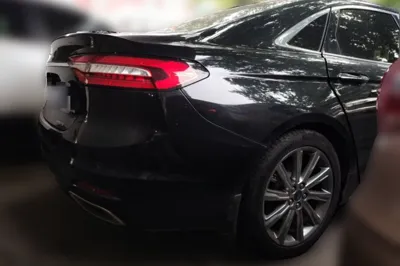 Ford Taurus