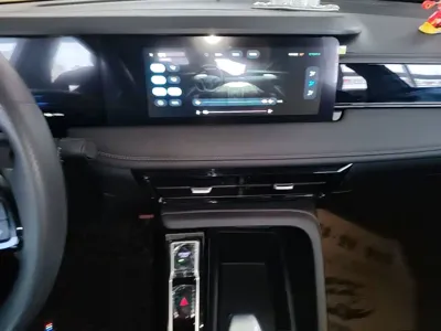 Roewe i5