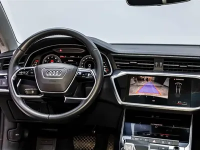 Audi A7L