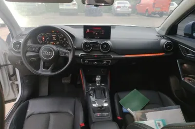 Audi Q2L e-tron