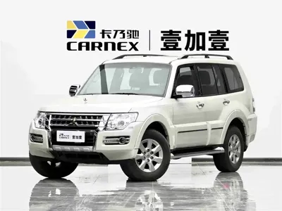 Mitsubishi Pajero (Import)