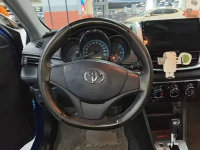 Toyota Yaris L