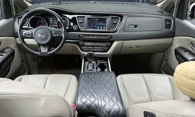 Kia Canival