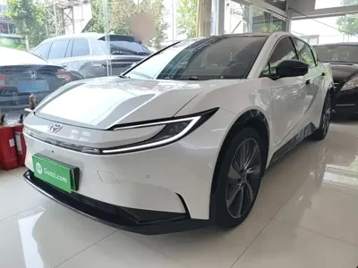 Toyota 丰田bZ5