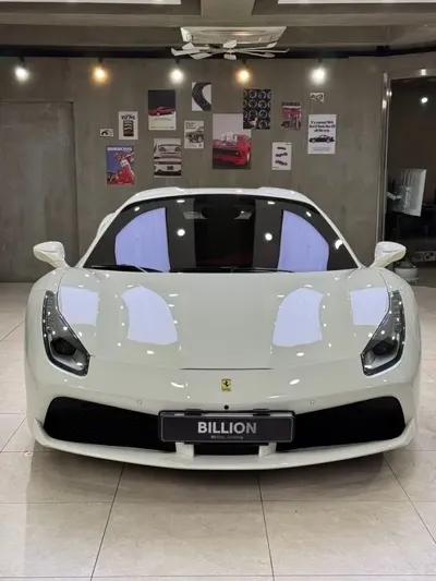 Ferrari 488