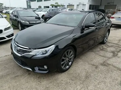 Toyota Reiz
