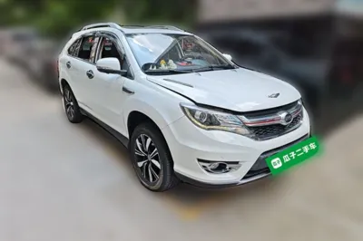 BYD S7